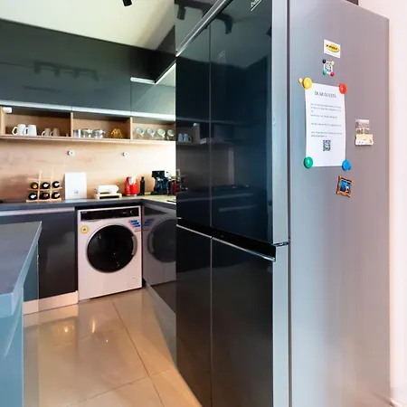 Apartment Lazy's Haven - Modern 2br In The Center