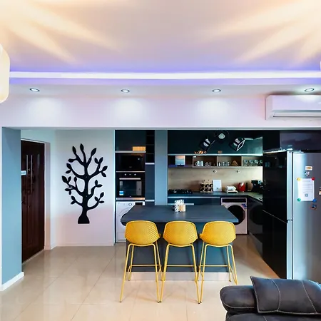 Lazy's Haven - Modern 2br In The Center Lejlighed