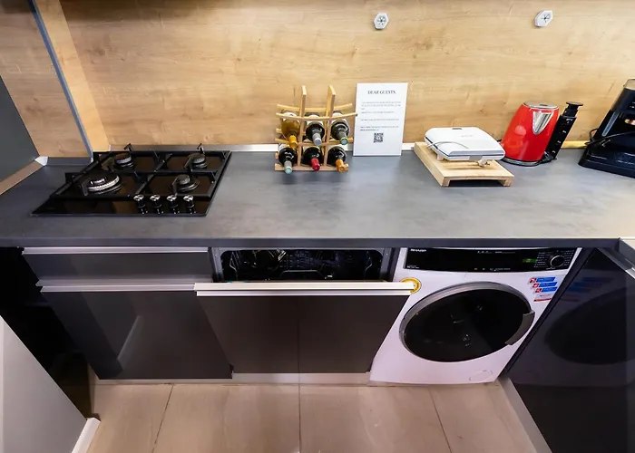 Lazy's Haven - Modern 2br In The Center Bucureşti