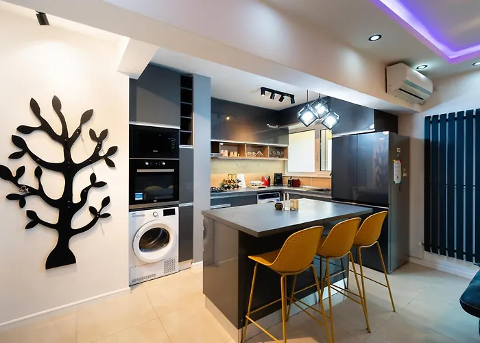Lazy's Haven - Modern 2br In The Center * Boekarest