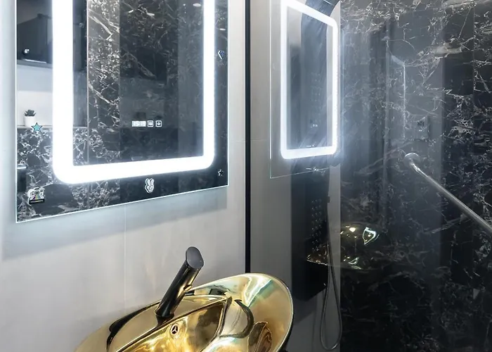 Lazy's Haven - Modern 2br In The Center Бухарест